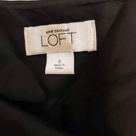 LOFT black full A-line office skirt, size 8, GUC - Picture 4 of 11